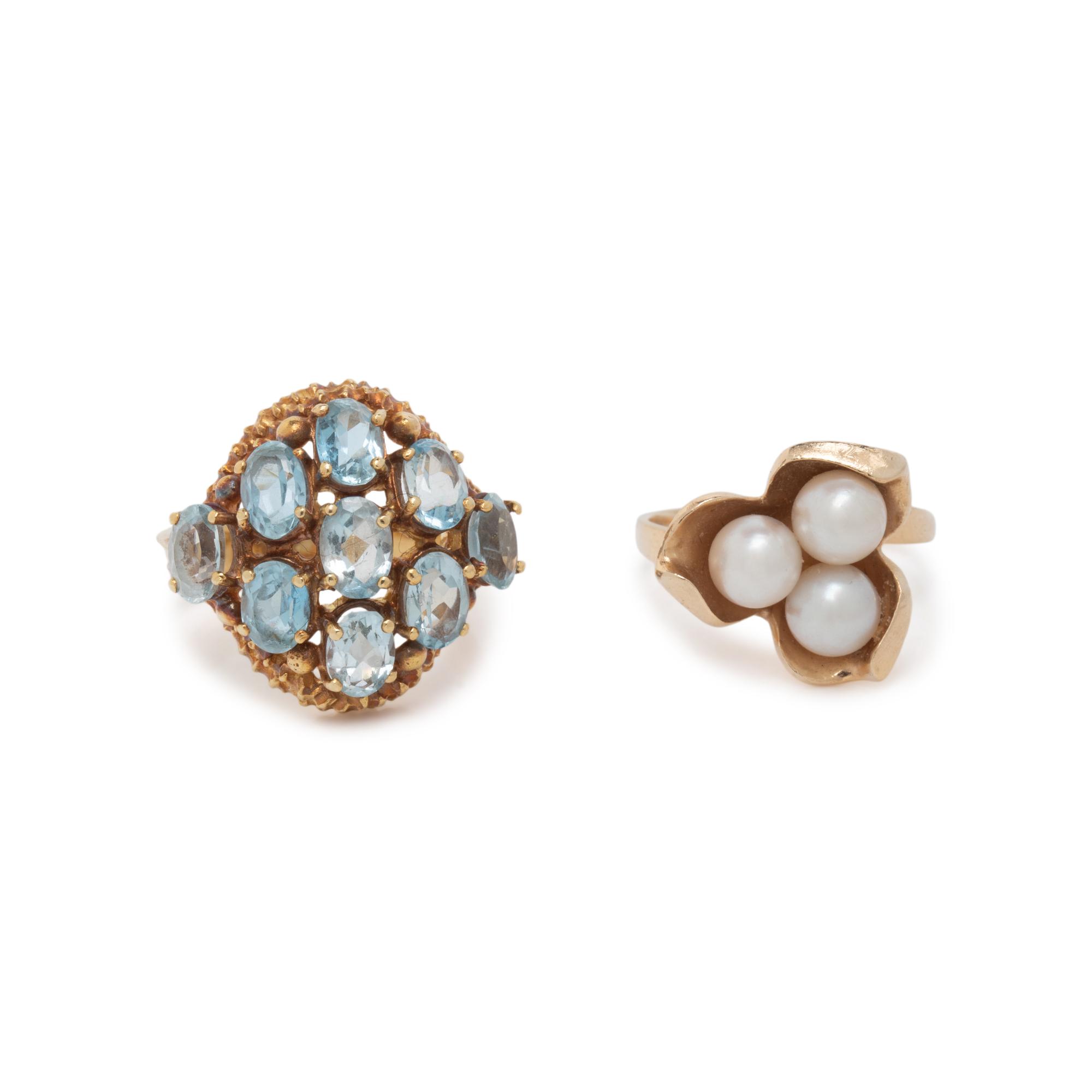 COLLECTION OF YELLOW GOLD AND GEMSTONE RINGS