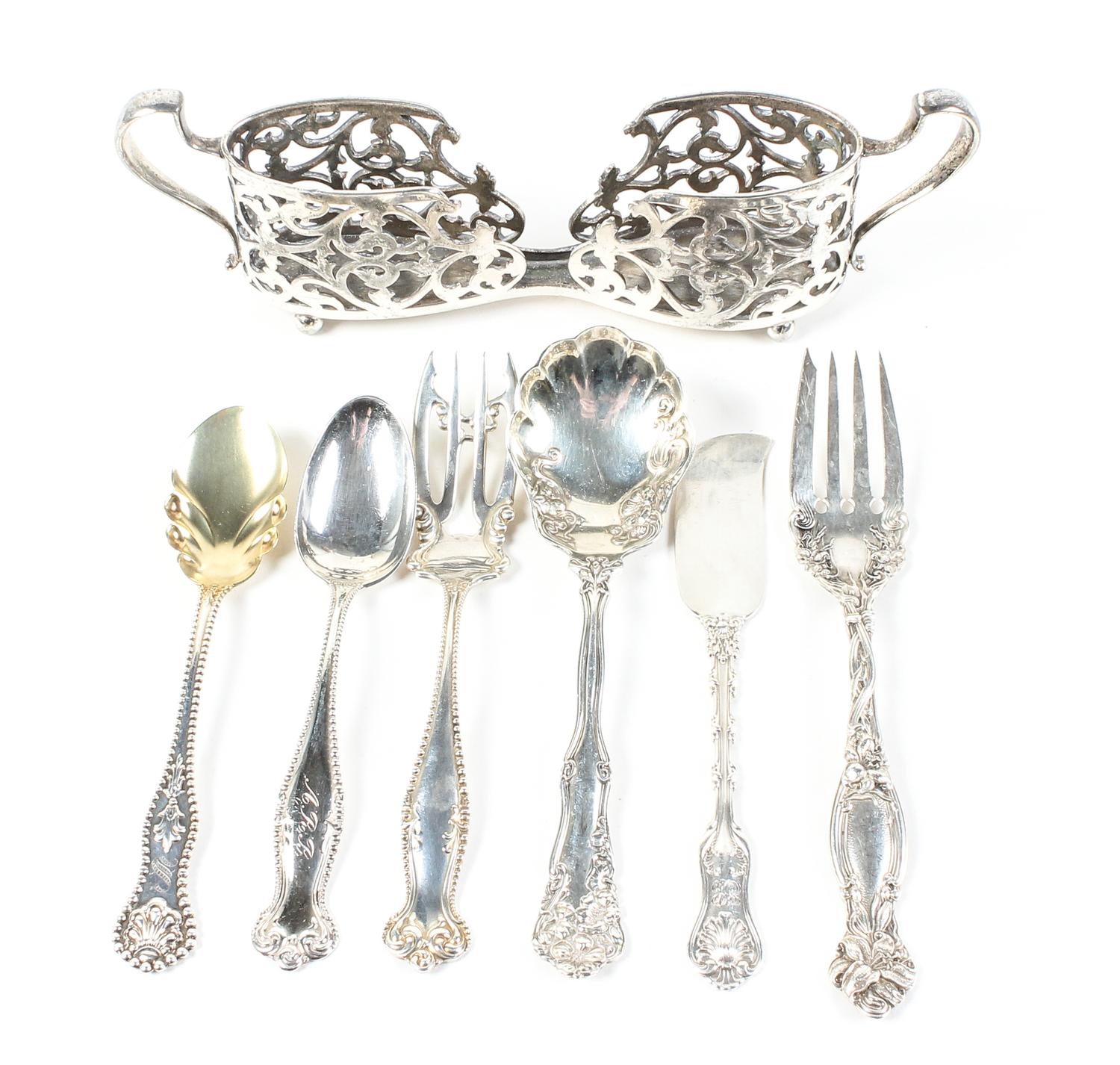A Group of American Sterling Flatware Articles, Various makers, comprising six ice cream spoons, nine pastry forks, eleven butter sprea