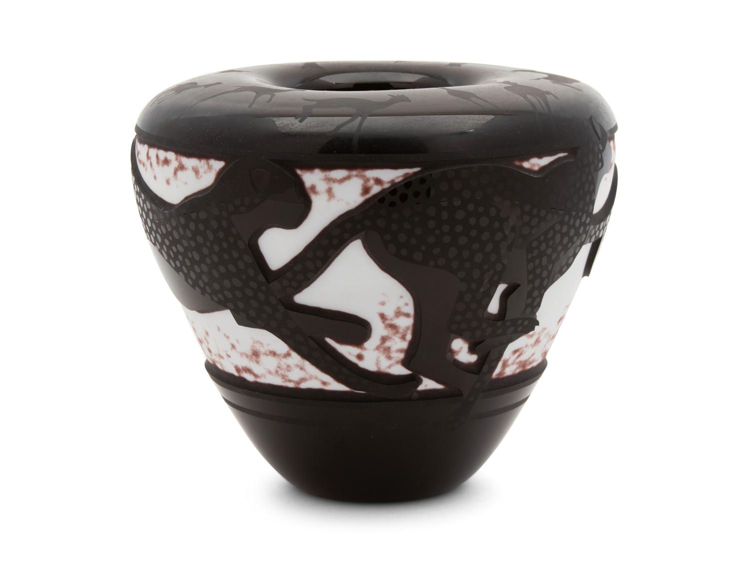 A Valerie Surjan Cameo Glass Cheetah Vase — 20TH CENTURY