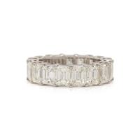 EMERALD CUT DIAMOND ETERNITY BAND