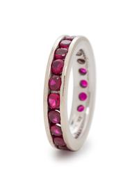 WHITE GOLD AND SYNTHETIC RUBY RING