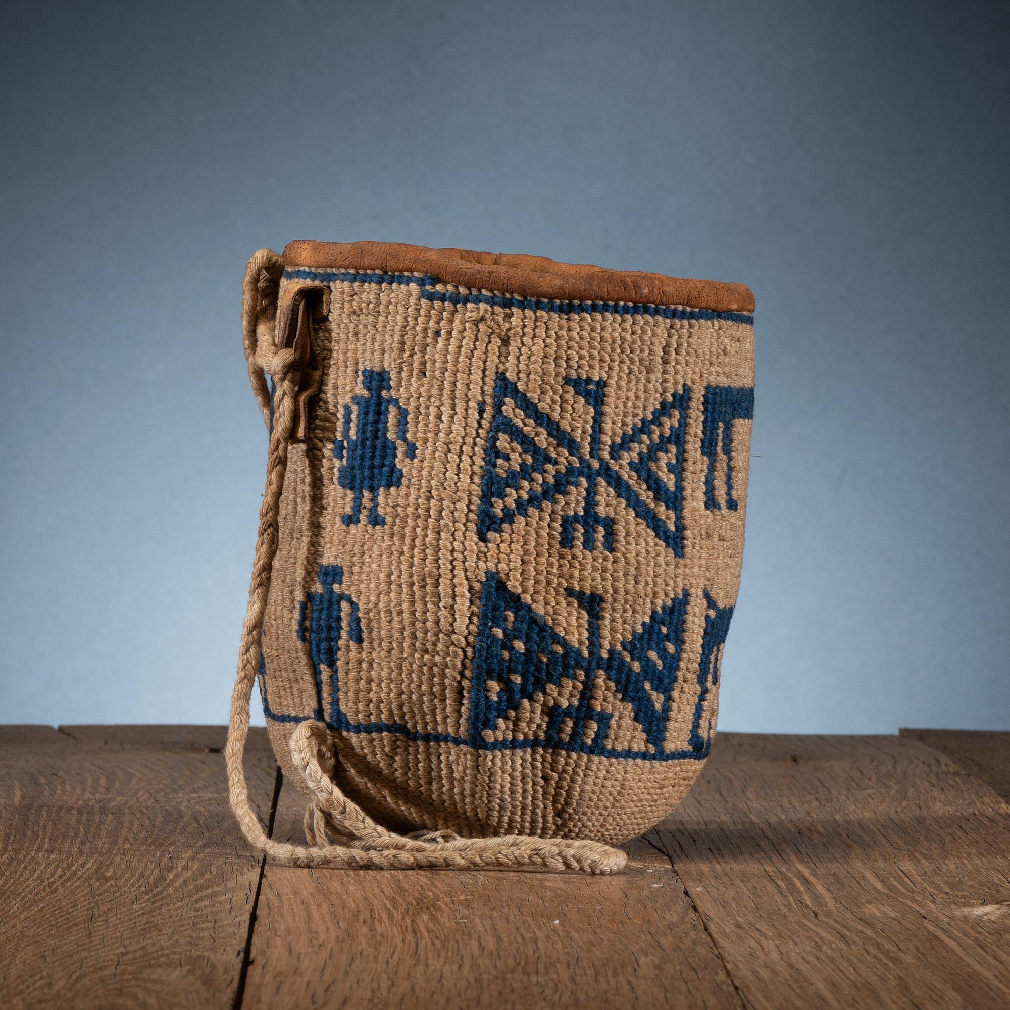 Wasco Figural Sally Bag
