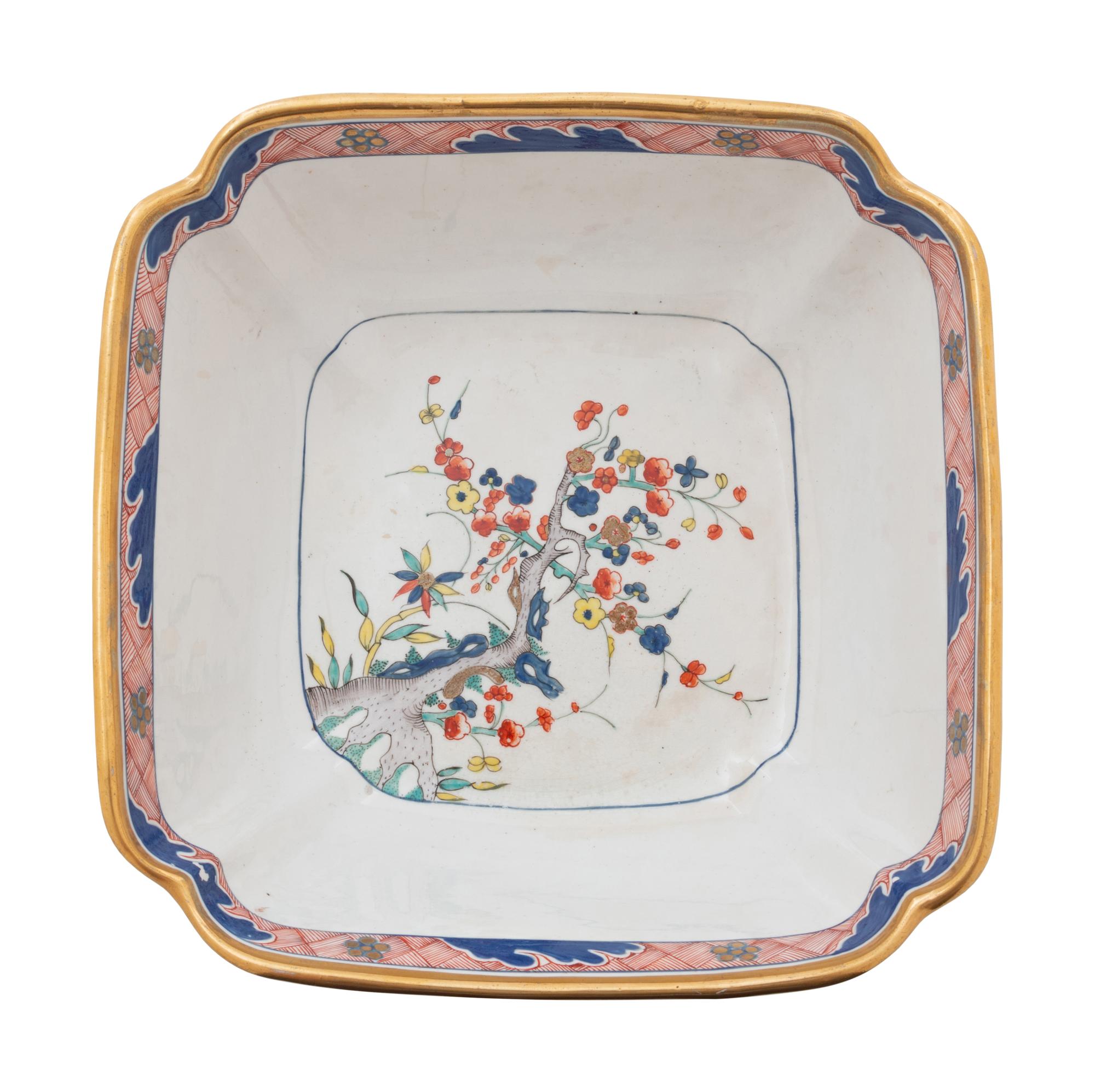 A Set of Twelve Spode Painted and Parcel Gilt Porcelain Dinner Plates