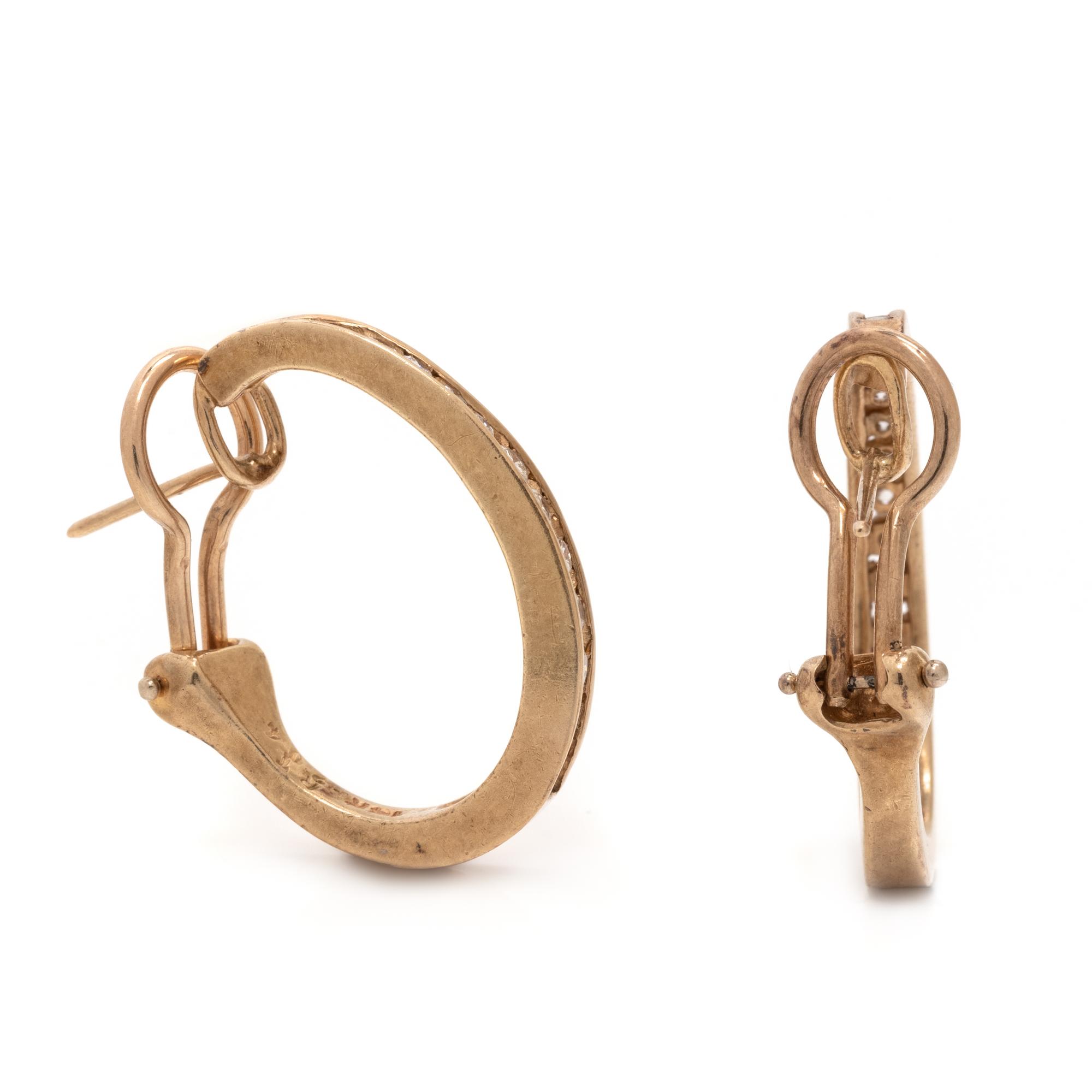 YELLOW GOLD AND DIAMOND HOOP EARCLIPS
