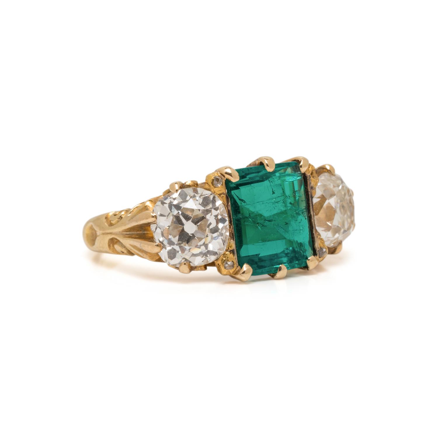 COLOMBIAN EMERALD AND DIAMOND RING