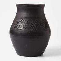 A Wedgwood Black Basalt Studio Pottery Vessel, UK, circa 1960