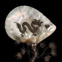 A Chinese Silver and Mother of Pearl Ornament, 19th/First Quarter 20th Century — 晚清/民國 貝母鑲銀硯屏