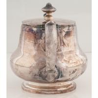 Adolf Hitler Initialed Teapot, Reportedly Taken from his Home by World War II Officer, with Provenance