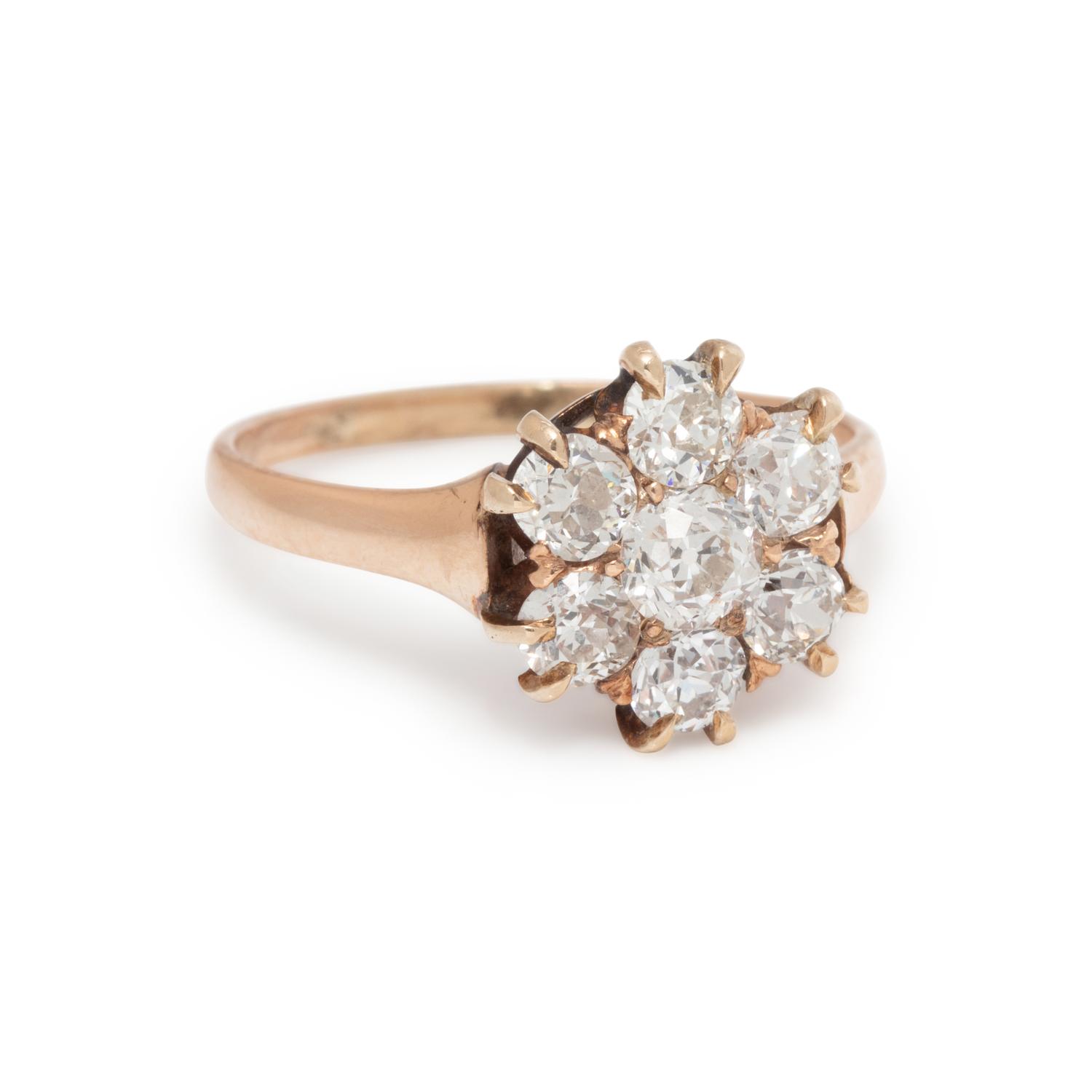 ANTIQUE, DIAMOND CLUSTER RING