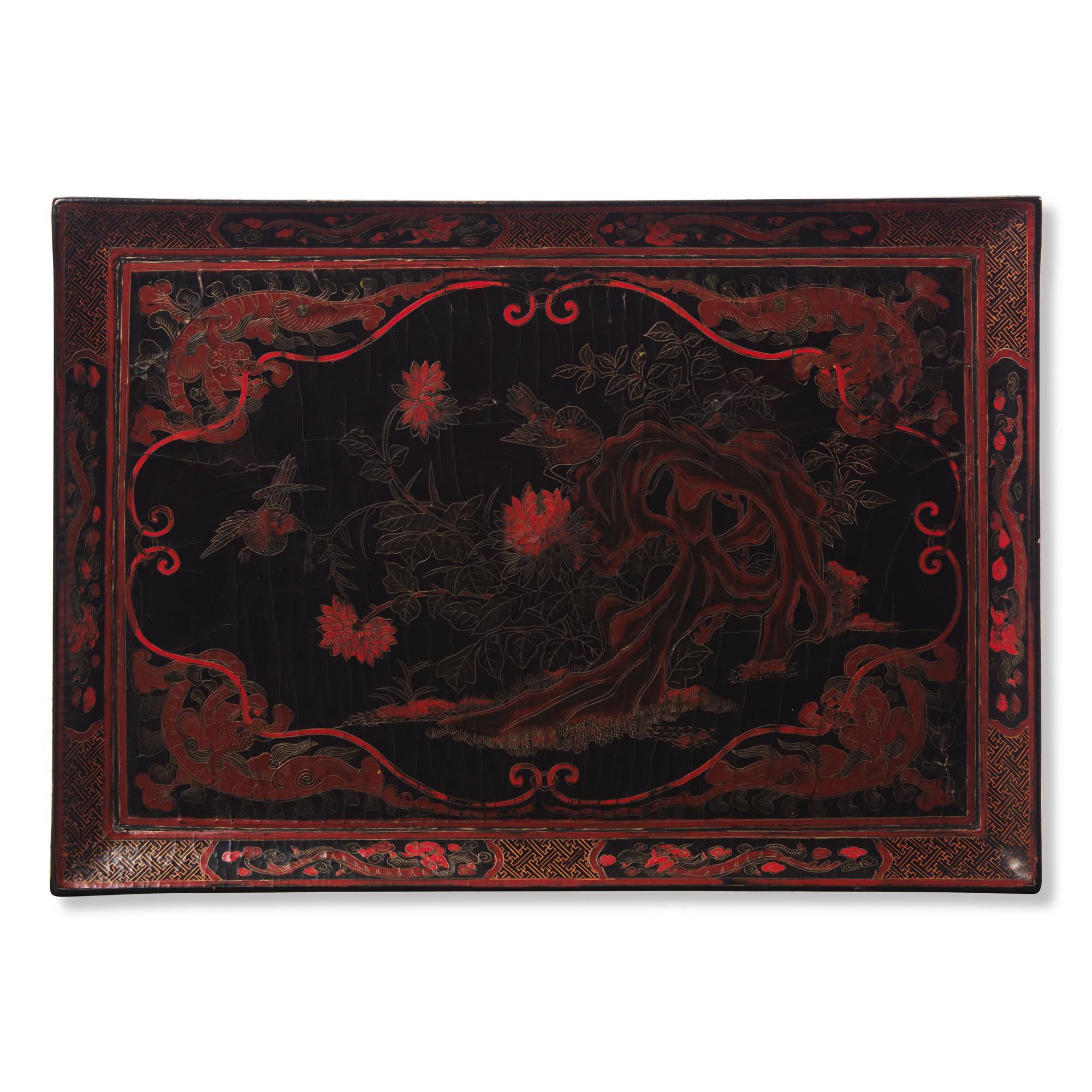 A Chinese Qiangjin and Tianqi Lacquer Rectangular Tray, 19th Century 清中期 戧金填漆花鳥圖長方盤