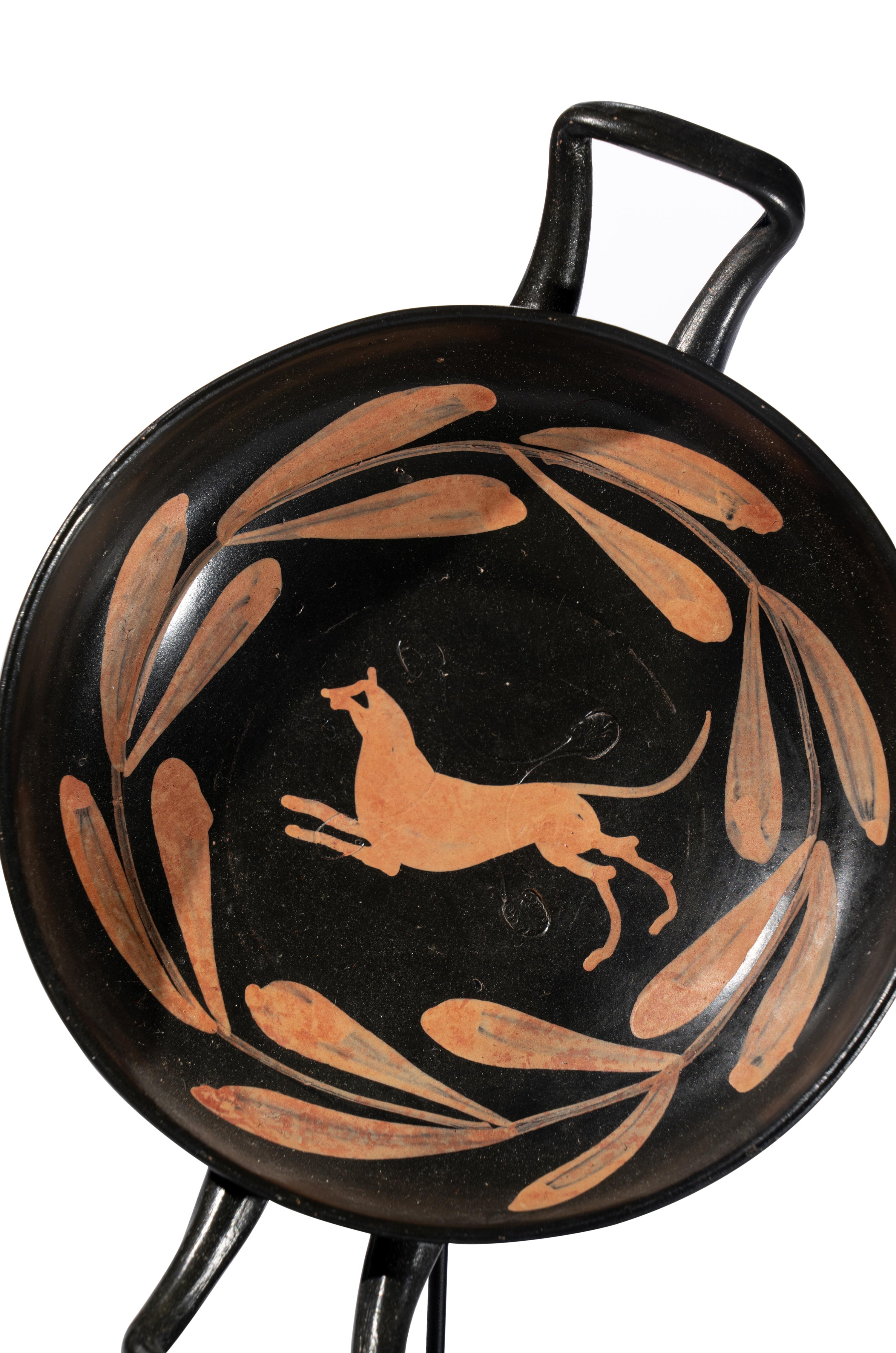 An Apulian Xenon-Ware Kylix