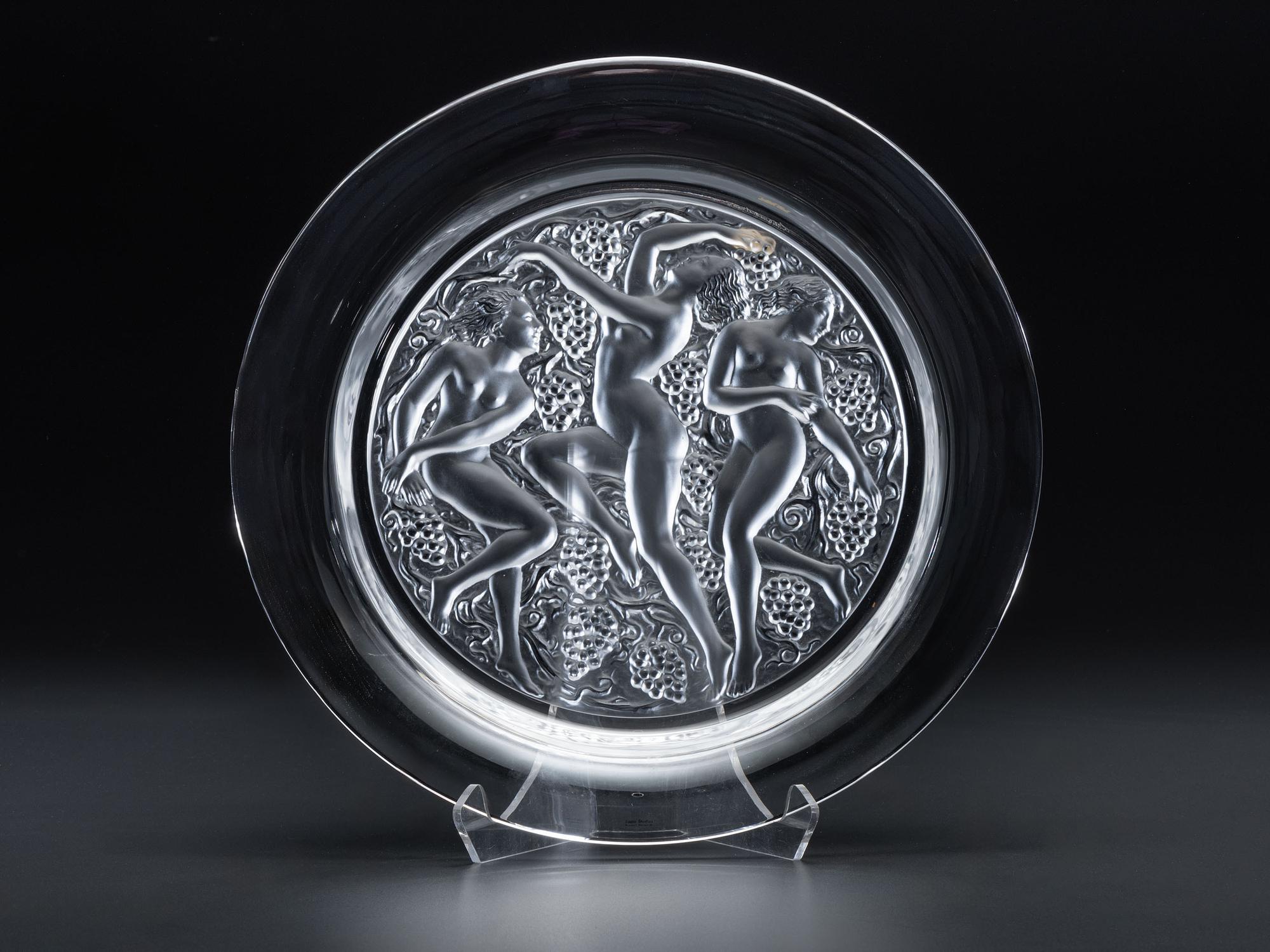 A Lalique Cote d’Or Charger