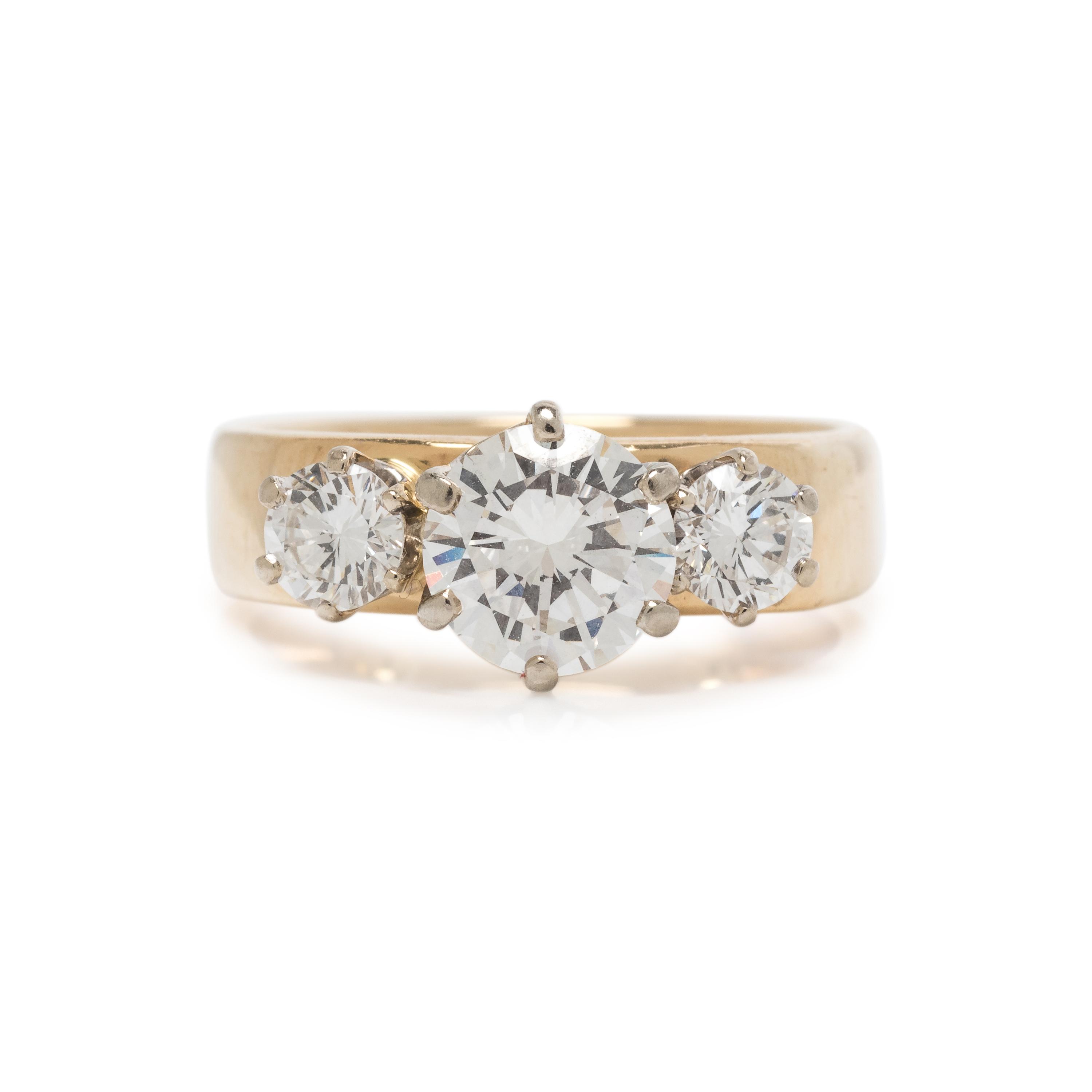 DIAMOND RING