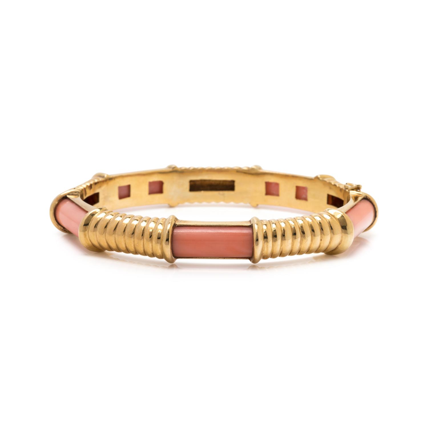 YELLOW GOLD AND CORAL BANGLE BRACELET