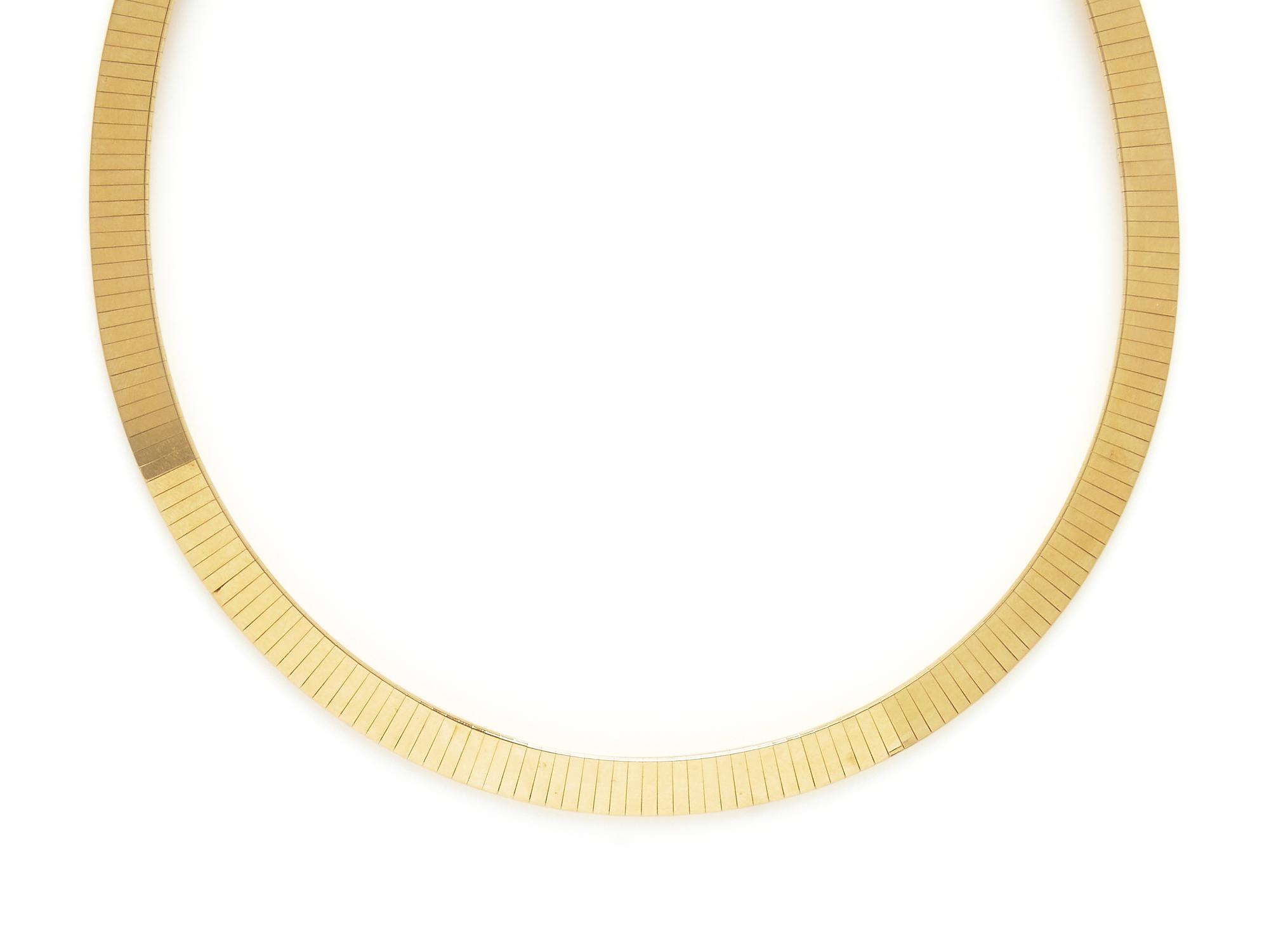 YELLOW GOLD OMEGA NECKLACE