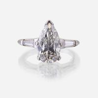 A diamond solitaire