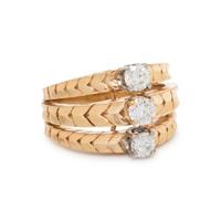 YELLOW GOLD AND DIAMOND RING