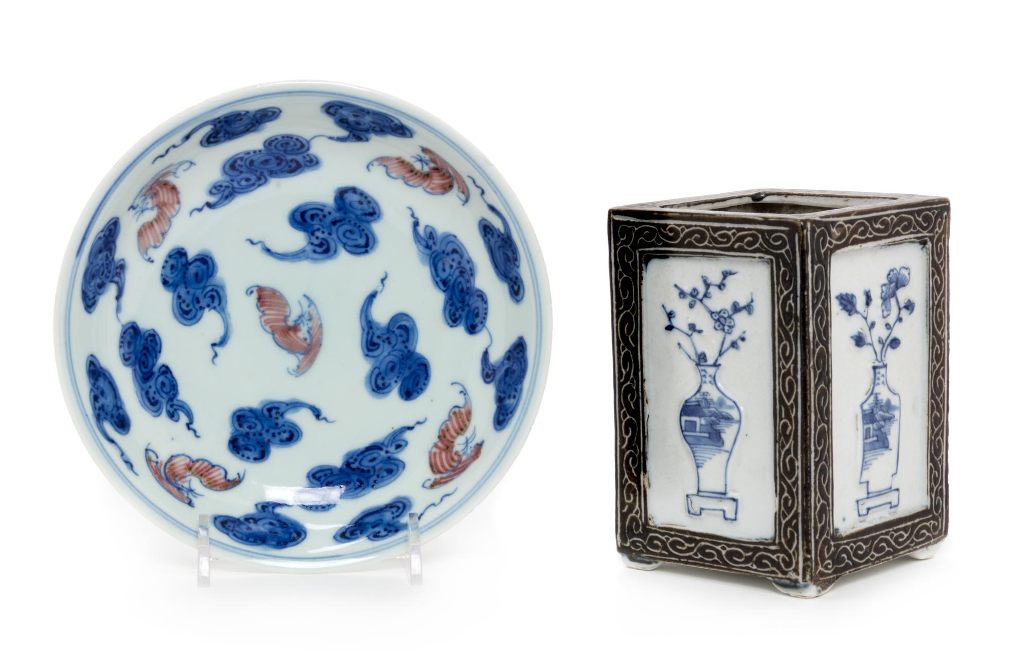 Two Chinese Blue and White Porcelain Articles Diameter of plate 6 3/4 inches. — 19TH CENTURY
