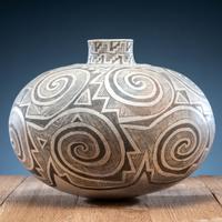 Tularosa, Black-on-White Pottery Olla