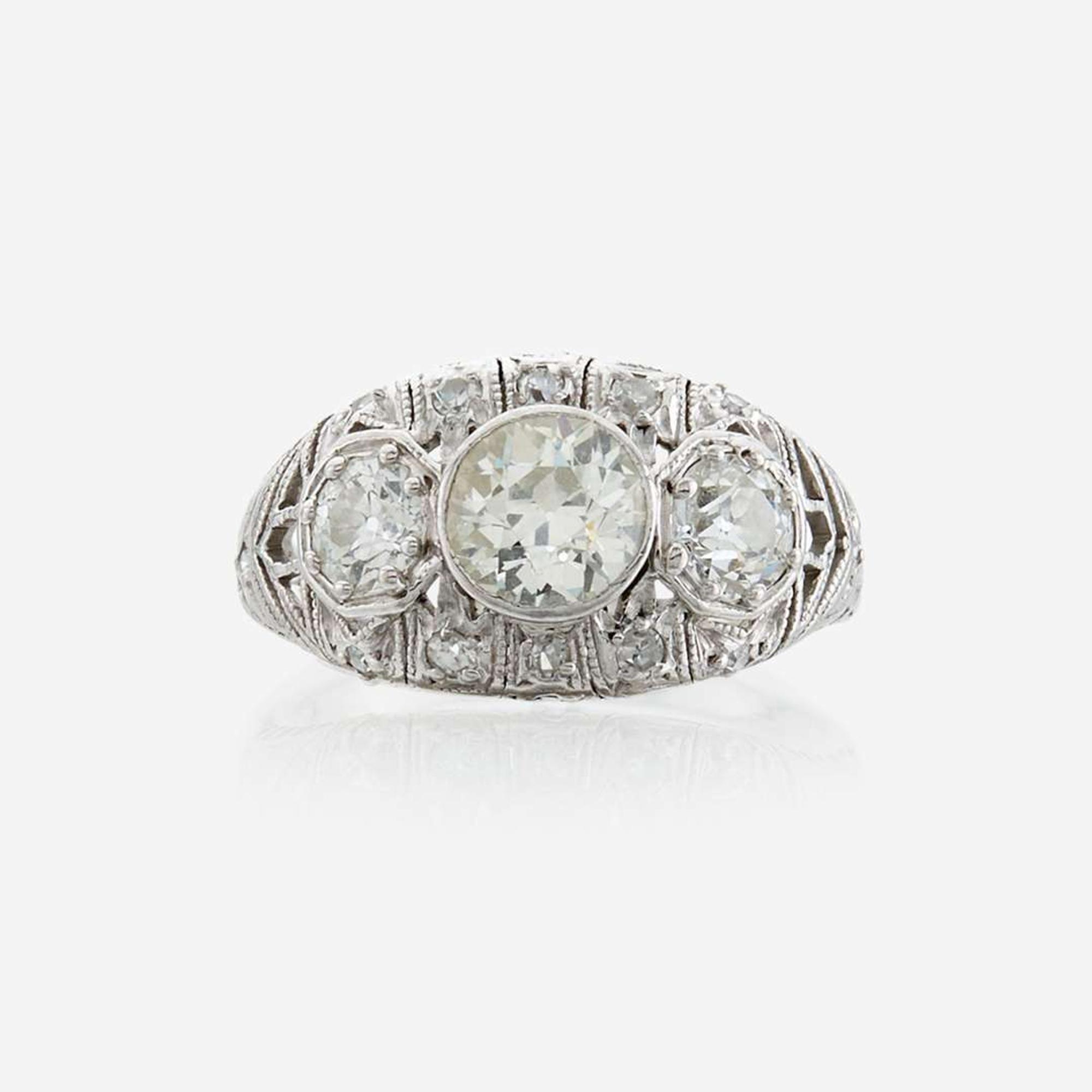An Art Deco diamond and platinum ring