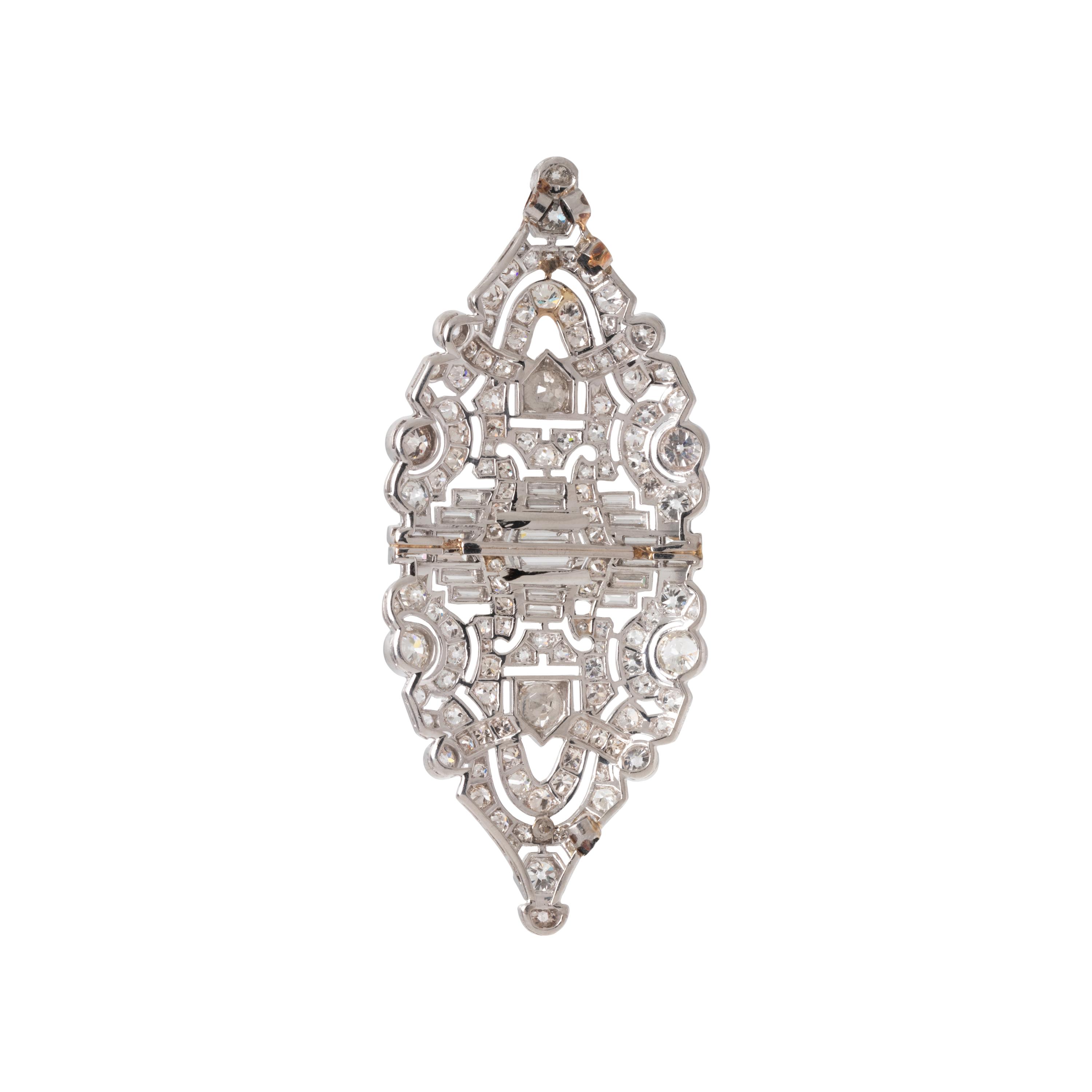 ART DECO, PLATINUM AND DIAMOND PENDANT