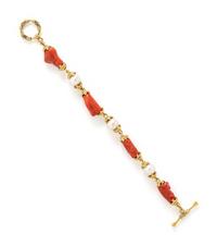 MAZ, YELLOW GOLD, CORAL AND CULTURED PEARL BRACELET