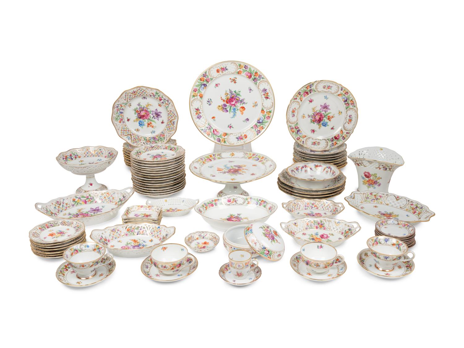 An Extensive Bavarian Porcelain Dinner Service