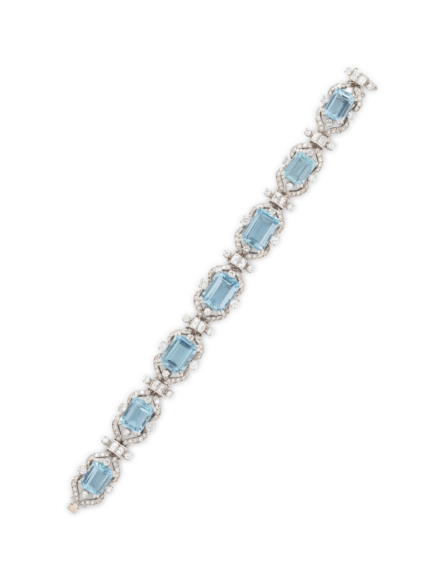 AQUAMARINE AND DIAMOND BRACELET