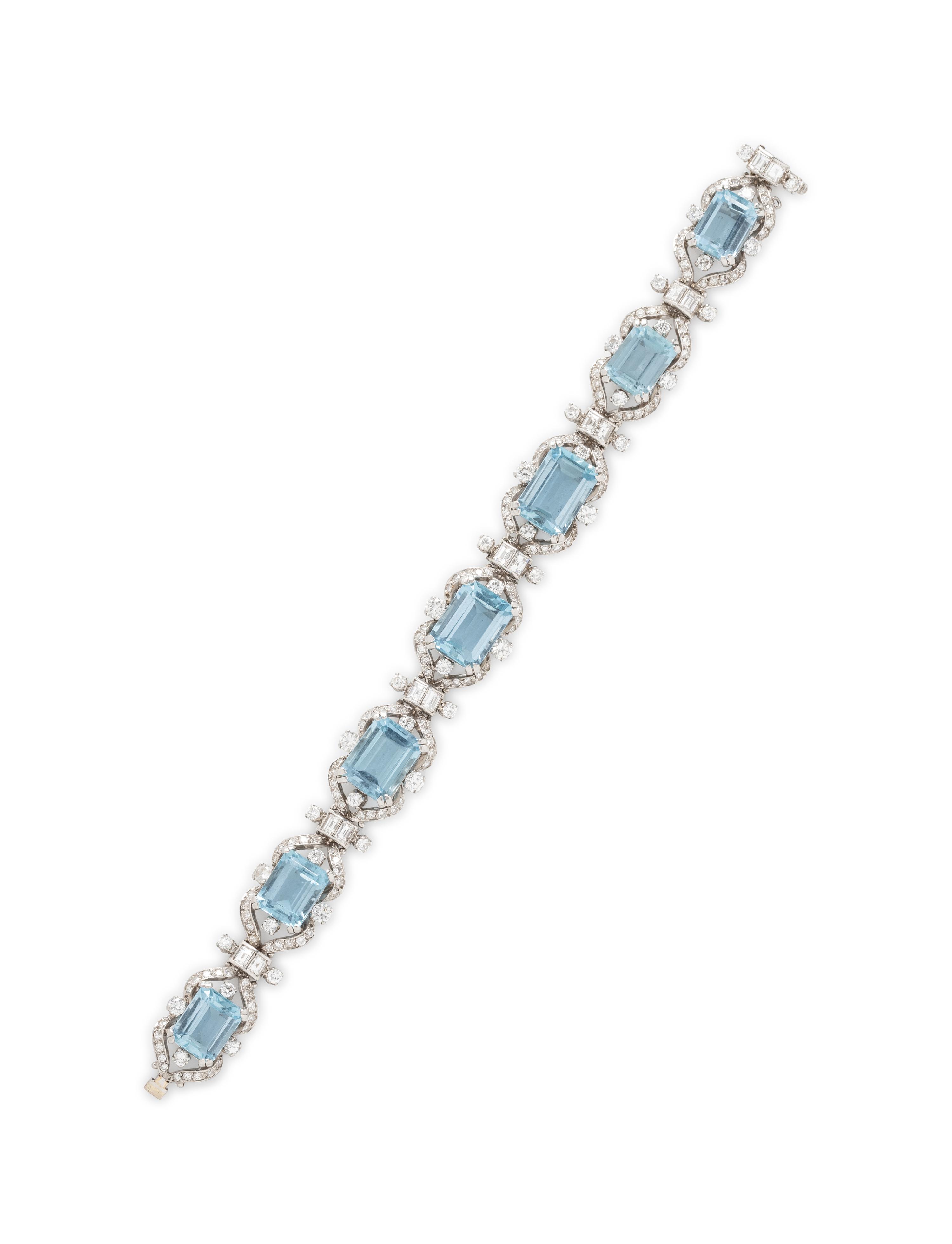 AQUAMARINE AND DIAMOND BRACELET