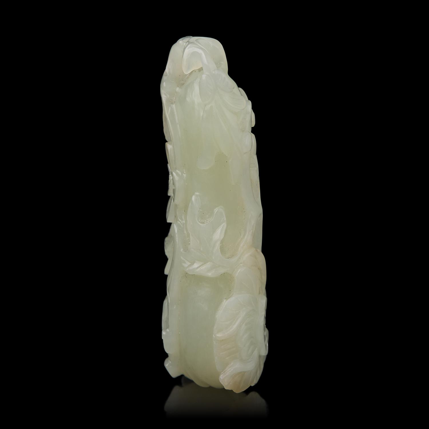 A Small Chinese White Jade Gourd Form Pendant, Qing Dynasty 清 白玉 瓜瓞延綿佩