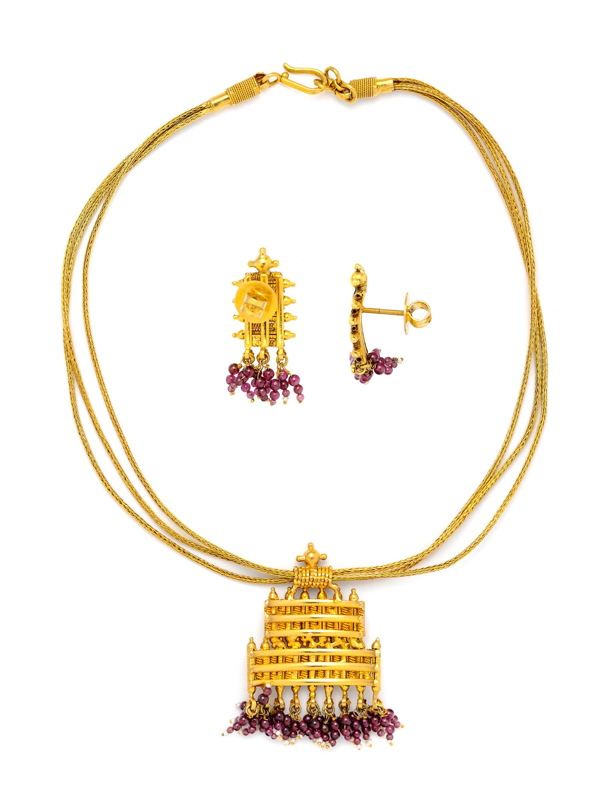HIGH KARAT YELLOW GOLD AND COMPOSITE GEMSTONE NECKLACE AND EARRINGS