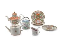 Eight Chinese Famille Rose Porcelain Articles