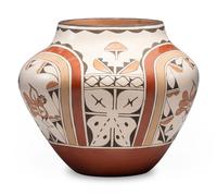 Four-Color Pottery Olla, with Parrots