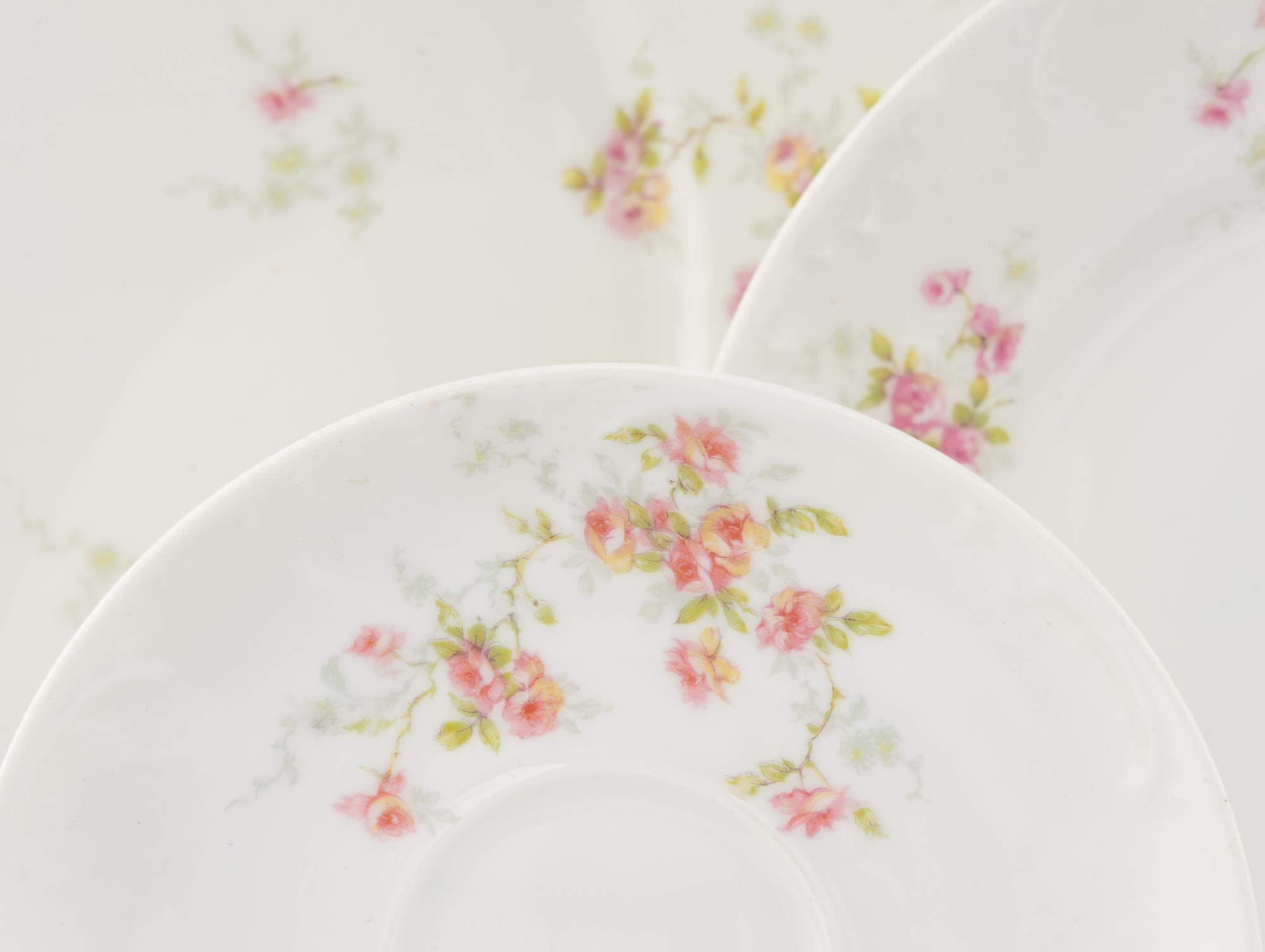 A Havilland-Limoges Porcelain Dessert Service
