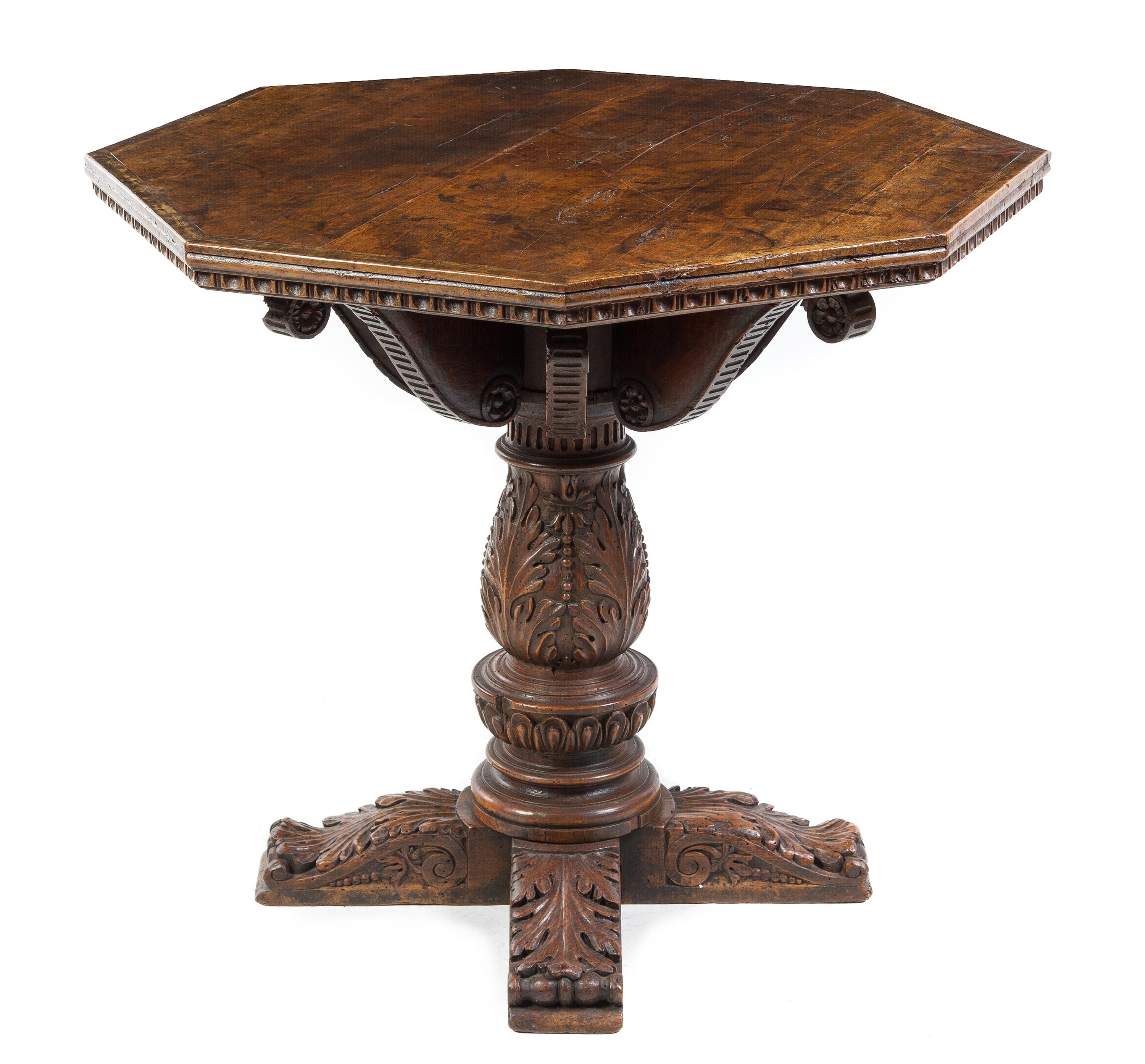An Italian Renaissance Style Octagonal Pedestal Table Height 33 x diameter of top 36 1/2 inches. — 17TH/18TH CENTURY