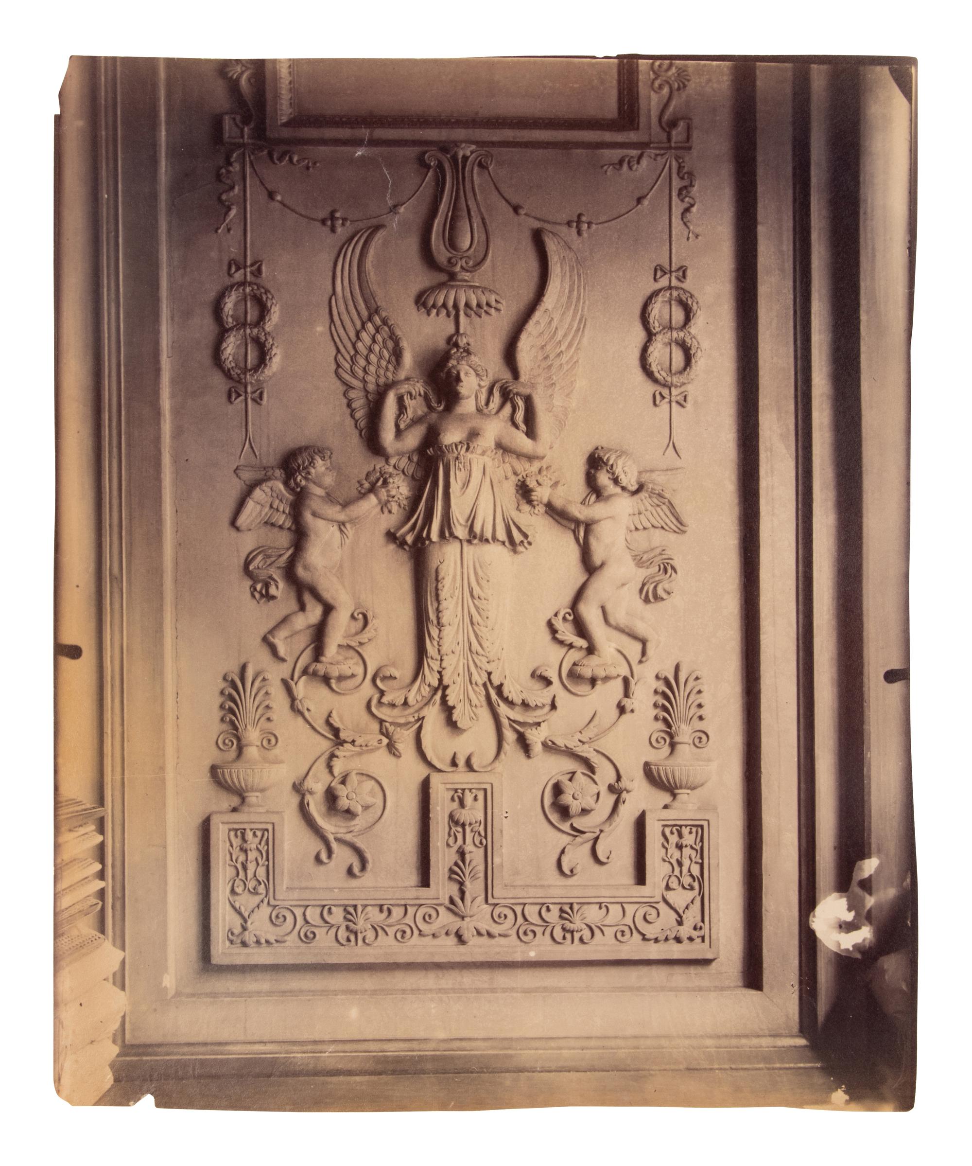 A group of five photographs depicting architectural elements ( Ancien monastère des Bénédictins anglais, 269 rue Saint-Jacques , 1905; Hôtel Gouthières, rue Pierre Bulet 6 , 1905; Porte, L'église Saint-Paul , 1911; Panthéon (porte) , 1911-1912; Saint-Roch - Chaire , 1912)