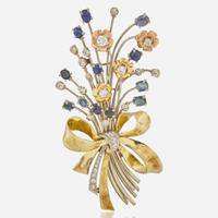 A 14K Gold, Diamond, and Sapphire Brooch