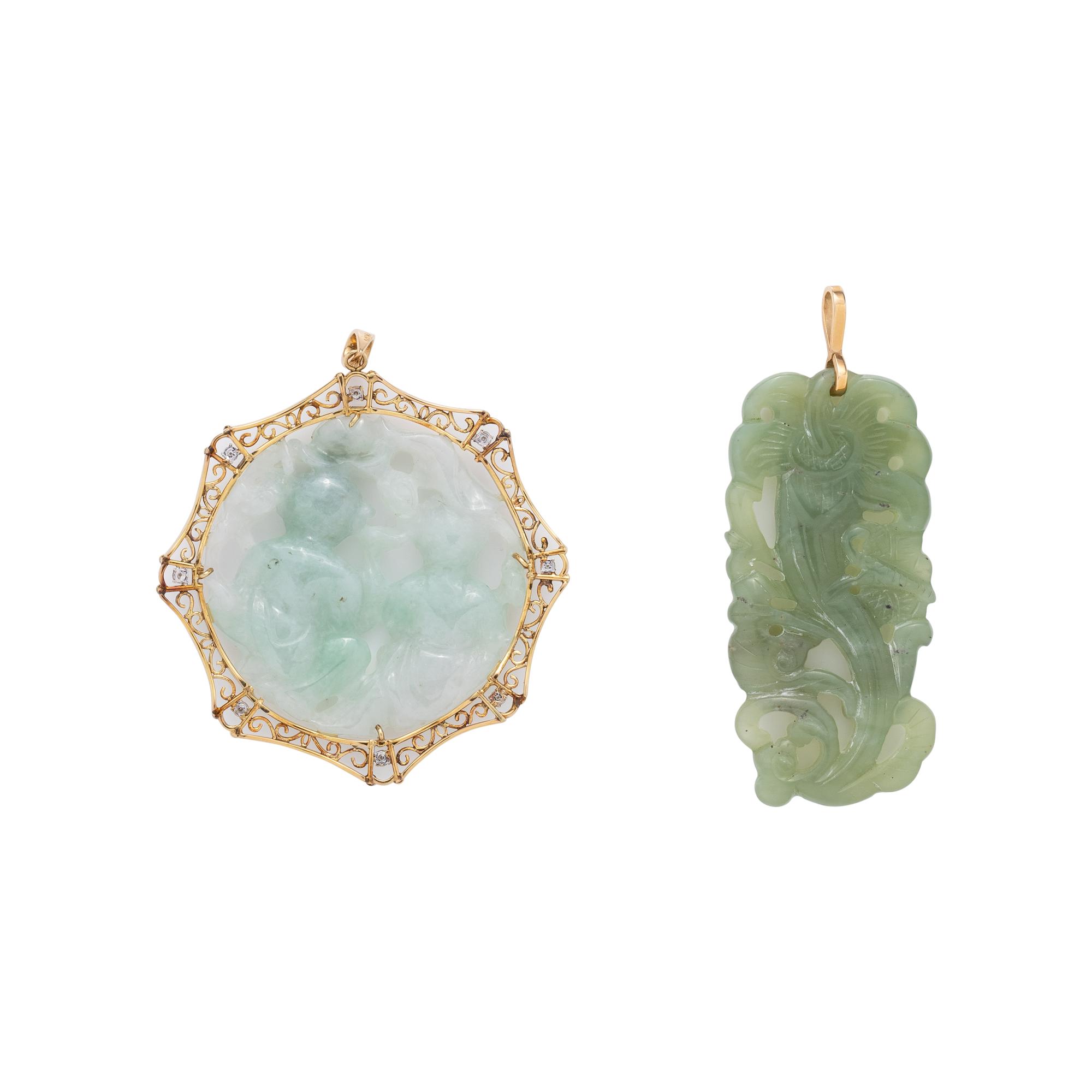 COLLECTION OF YELLOW GOLD AND JADE PENDANTS
