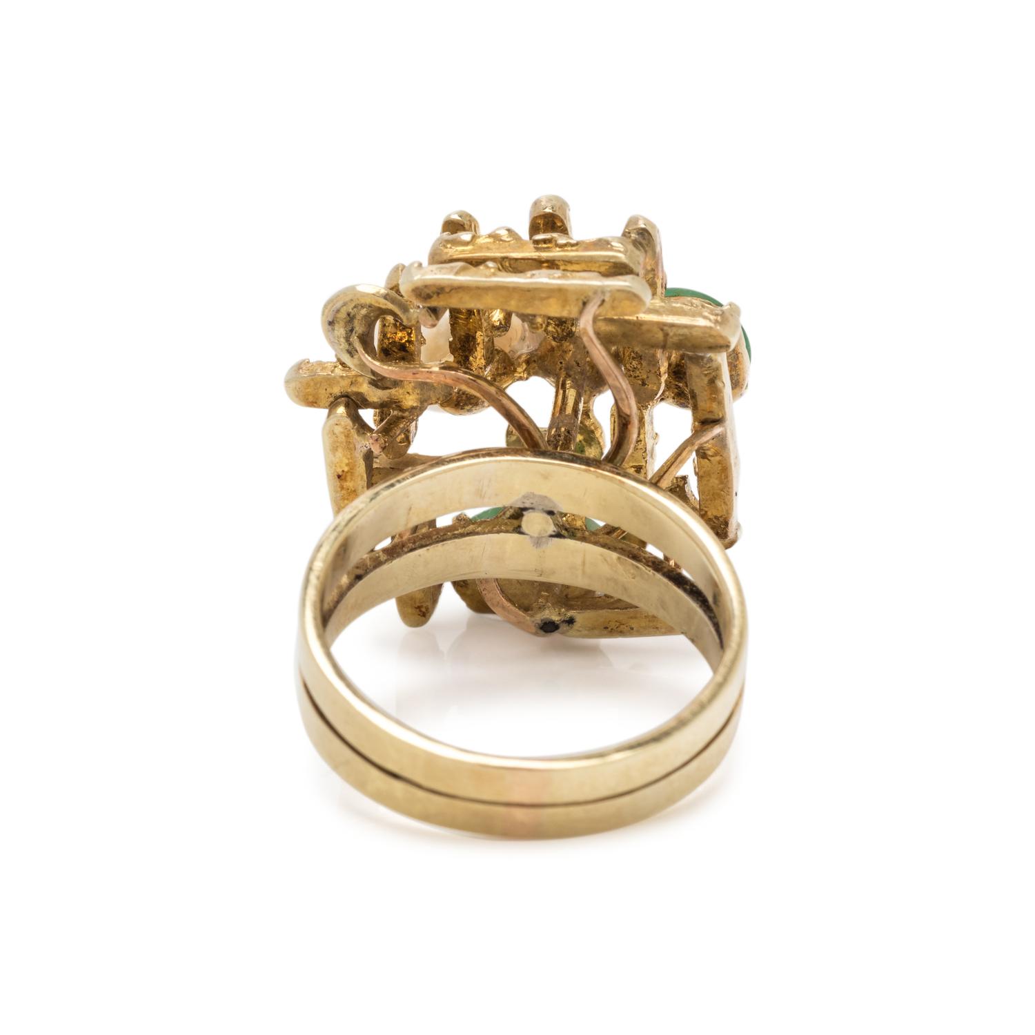 YELLOW GOLD, CULTURED PEARL AND JADE RING