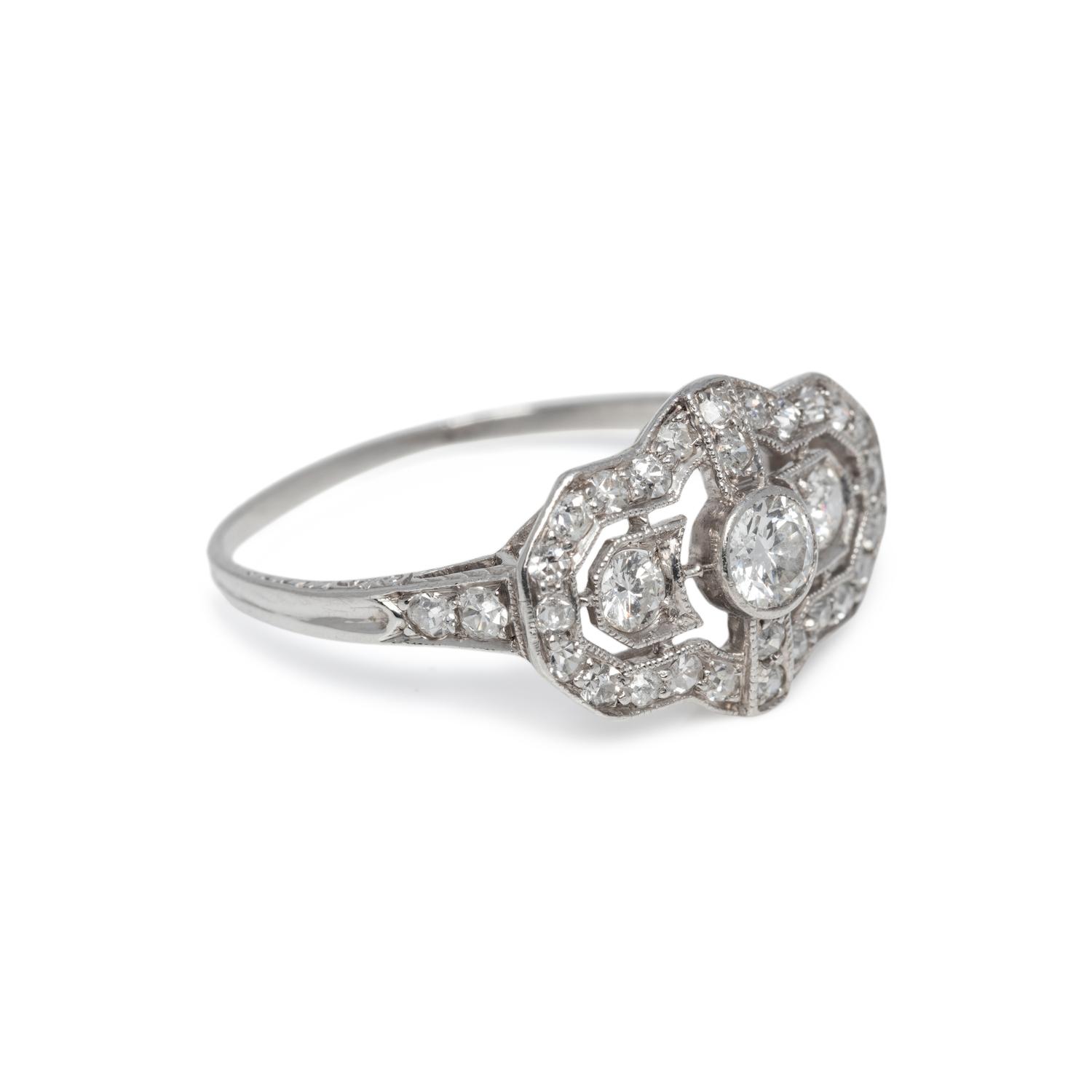 DIAMOND RING