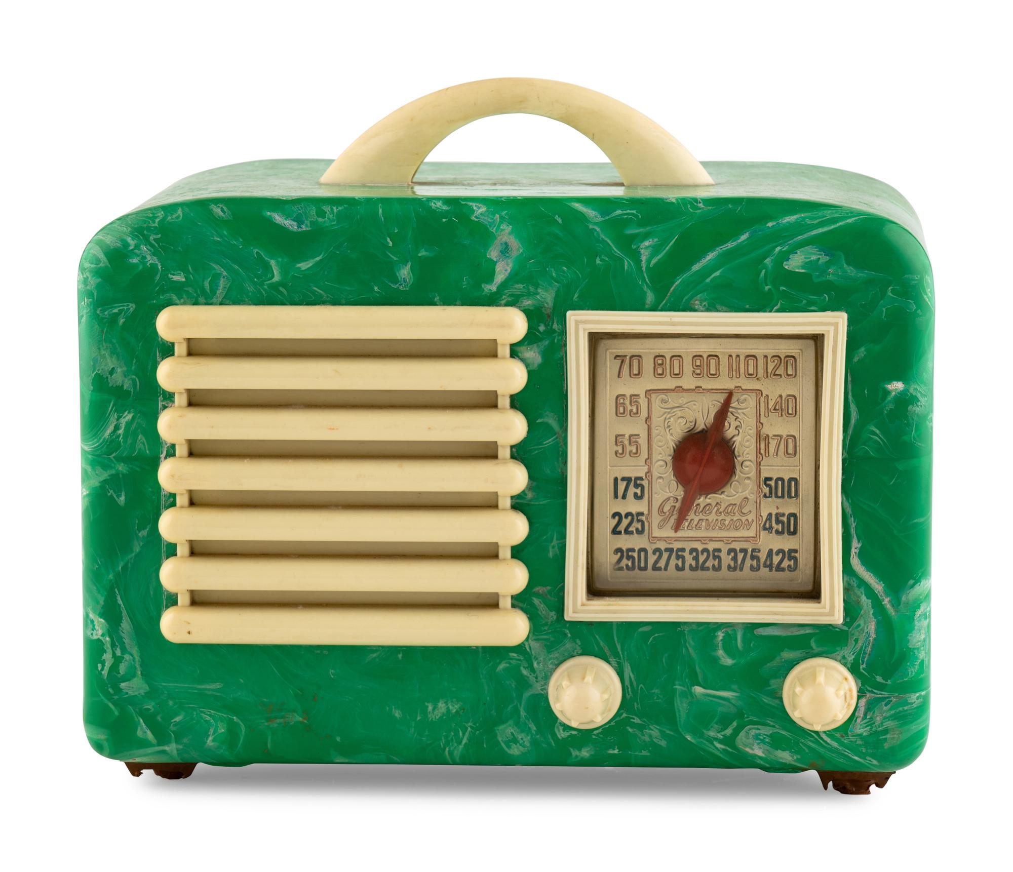 A General Television 591 Radio