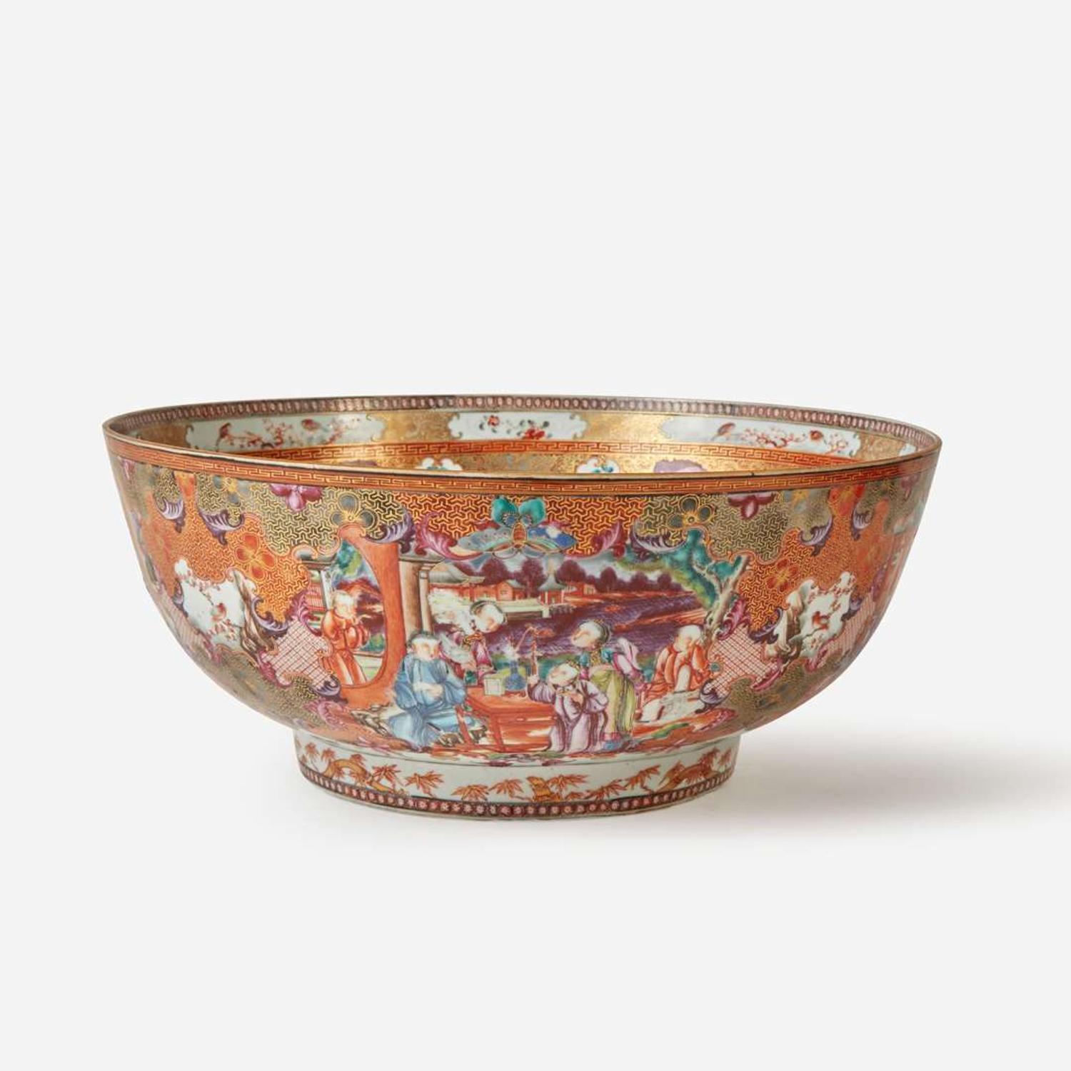 A Large Chinese Export Porcelain Punch Bowl late 18th/early 19th century