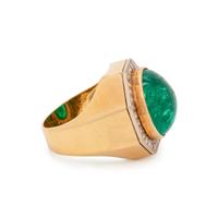 EMERALD AND DIAMOND RING