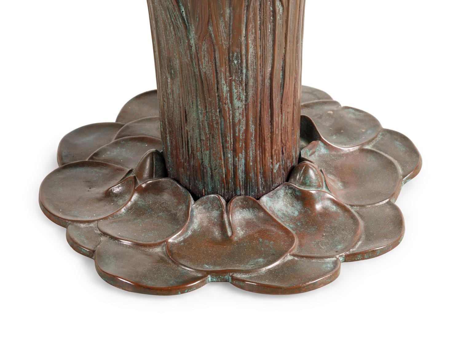 A Leaded Glass and Bronze "Water Lily" Table Lamp