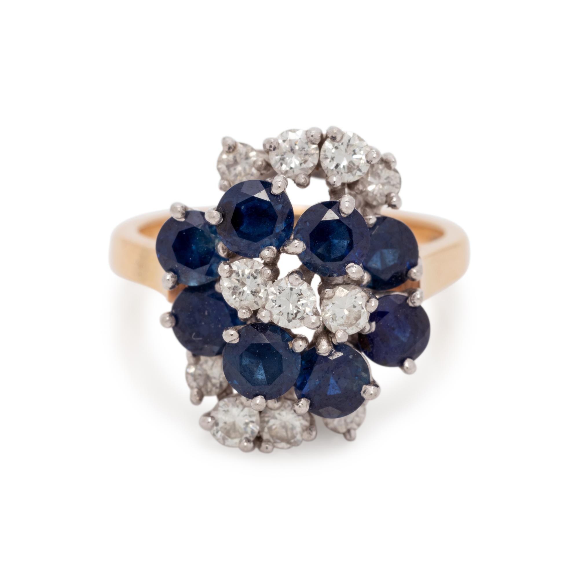 SAPPHIRE AND DIAMOND RING