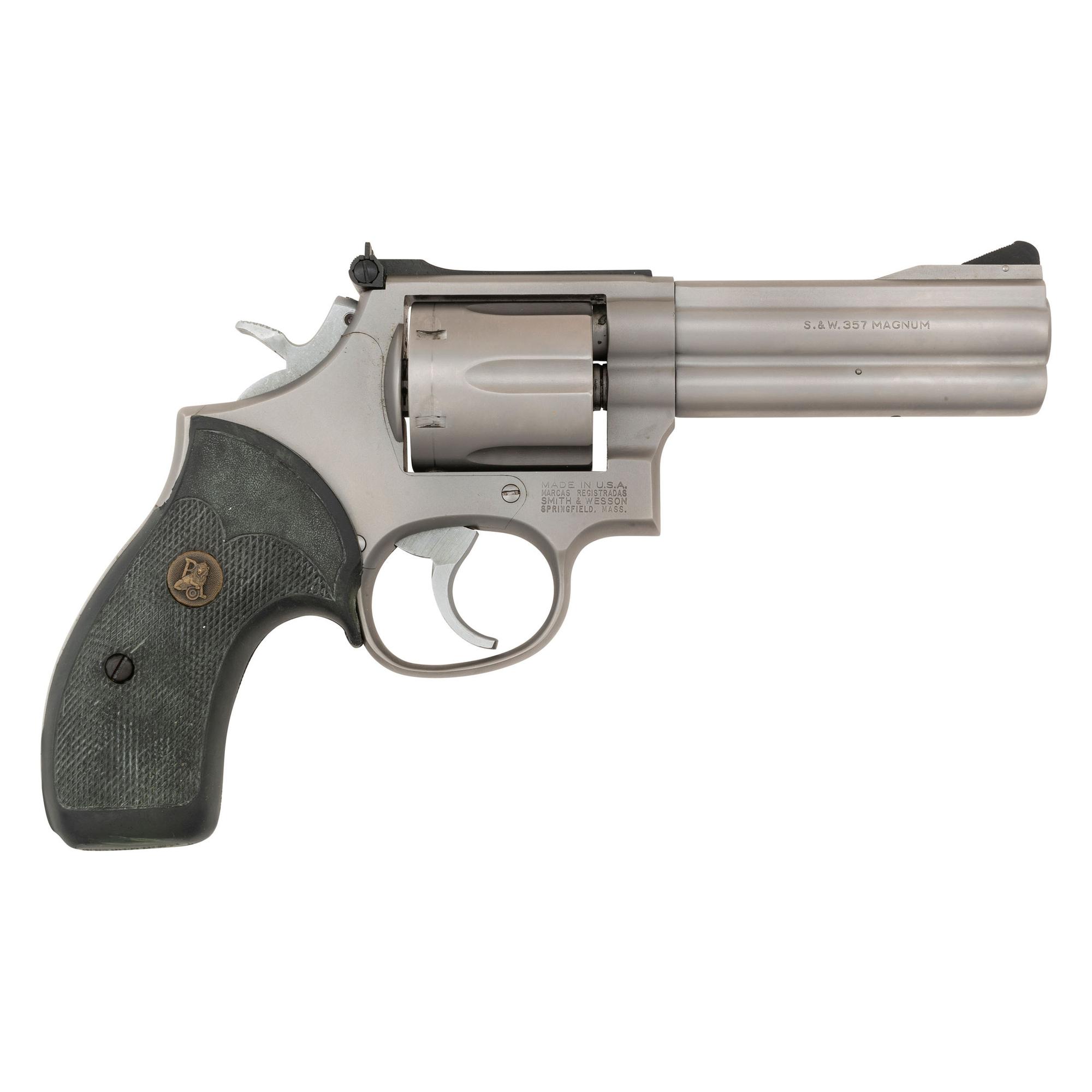 *Smith & Wesson 686 Revolver