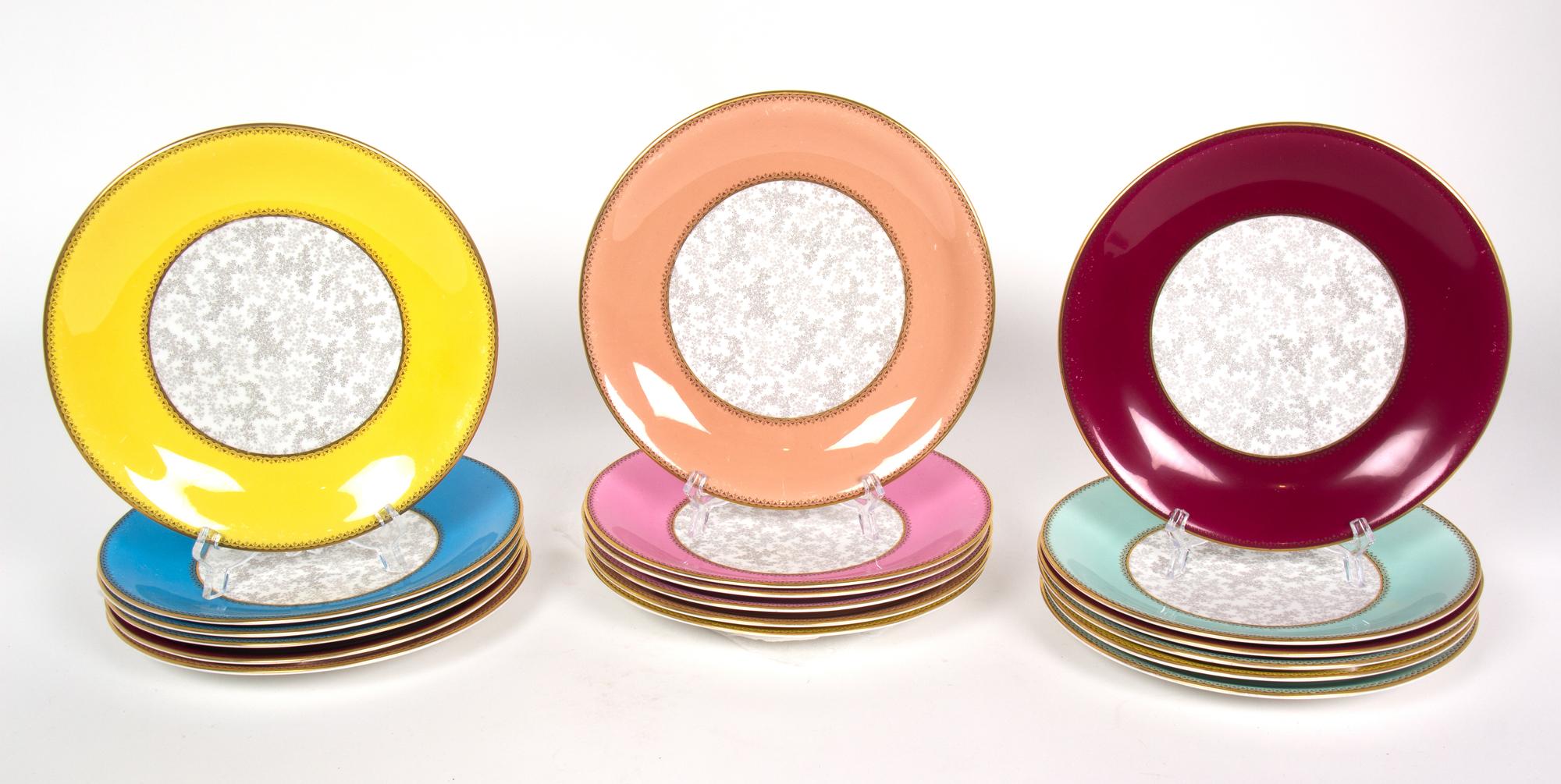 Eighteen Royal Worcester Porcelain Luncheon Plates Diameter 9 inches. — 19TH CENTURY