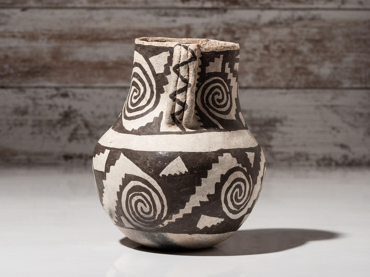 Ancestral Pueblo, Chaco Pitcher