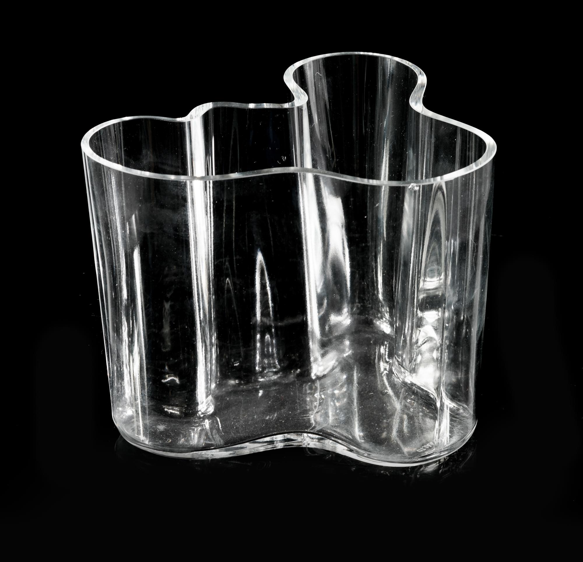 Savoy Vase, littala, Finland