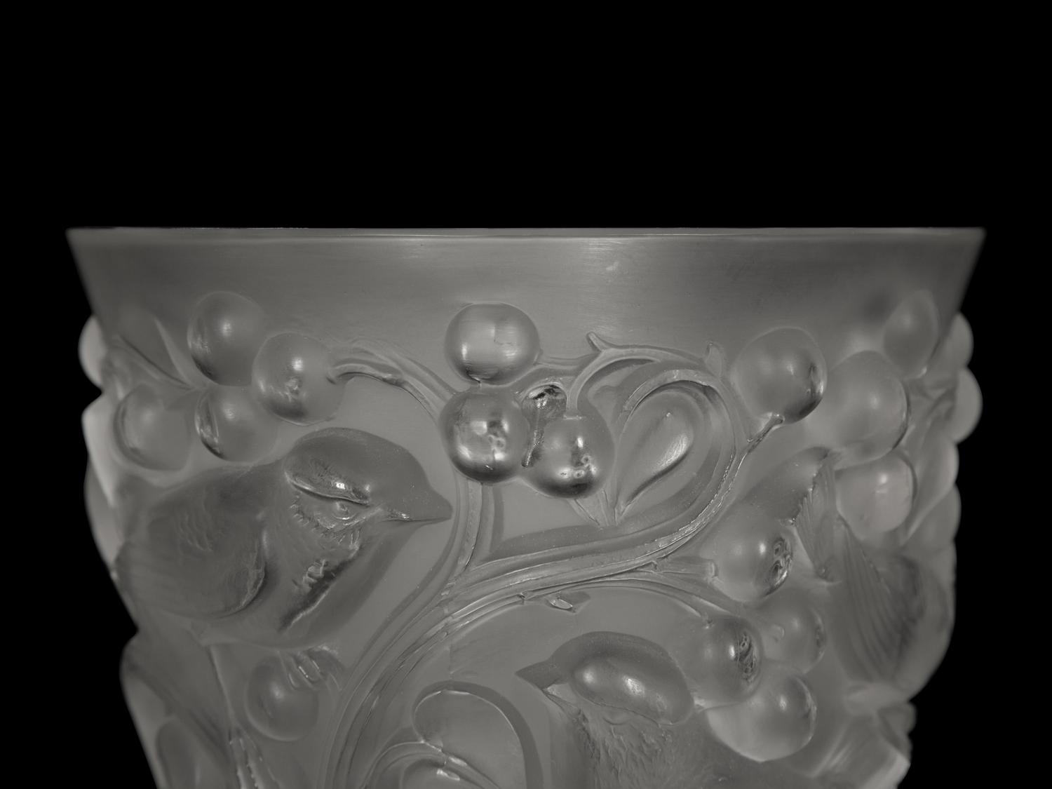 A Lalique Avalon Vase